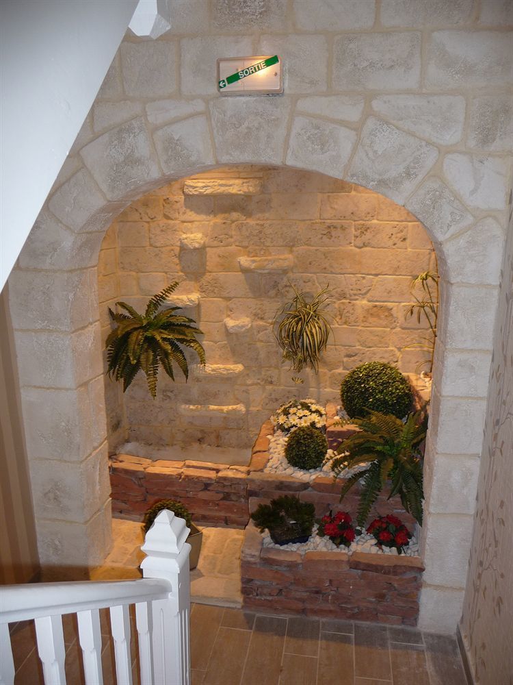 Logis Hotel L'Ayguelade Bielle Экстерьер фото