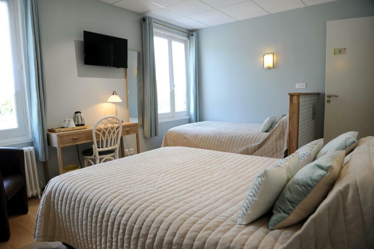 Logis Hotel L'Ayguelade Bielle Экстерьер фото